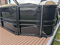 Intorelax boats 5,8x2,3 m 8/12 persoons boot consoleboot / pontonboot - afbeelding 74 van  95