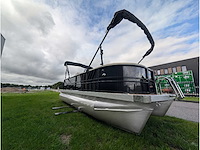 Intorelax boats 5,8x2,3 m 8/12 persoons boot consoleboot / pontonboot - afbeelding 3 van  107