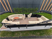 Intorelax boats 5,8x2,3 m 8/12 persoons boot consoleboot / pontonboot - afbeelding 4 van  107