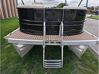 Intorelax boats 5,8x2,3 m 8/12 persoons boot consoleboot / pontonboot - afbeelding 15 van  107