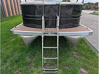 Intorelax boats 5,8x2,3 m 8/12 persoons boot consoleboot / pontonboot - afbeelding 16 van  107