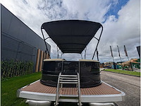Intorelax boats 5,8x2,3 m 8/12 persoons boot consoleboot / pontonboot - afbeelding 17 van  107