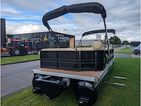 Intorelax boats 5,8x2,3 m 8/12 persoons boot consoleboot / pontonboot - afbeelding 54 van  107