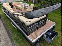 Intorelax boats 5,8x2,3 m 8/12 persoons boot consoleboot / pontonboot - afbeelding 101 van  107