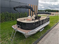 Intorelax boats 5,8x2,3 m 8/12 persoons boot consoleboot / pontonboot - afbeelding 11 van  118