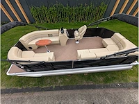 Intorelax boats 5,8x2,3 m 8/12 persoons boot consoleboot / pontonboot - afbeelding 16 van  118