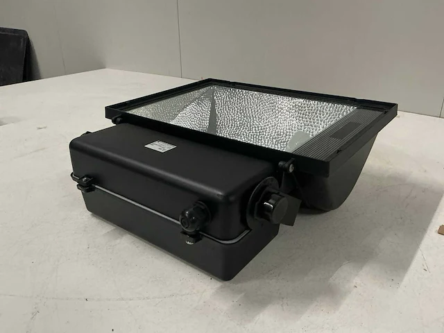 Intra lighting 7300 hpi 250w e40 schijnwerper (5x) “ongebruikt” - afbeelding 2 van  5