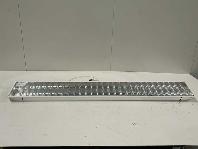 Intra lighting demis mp 2x35w eb (8x) “ongebruikt” - afbeelding 2 van  4