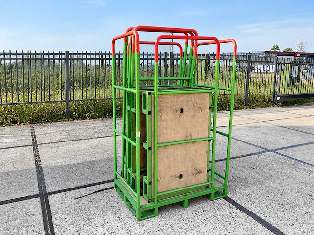 Intra-pool - palletkooi (4x) - afbeelding 5 van  12