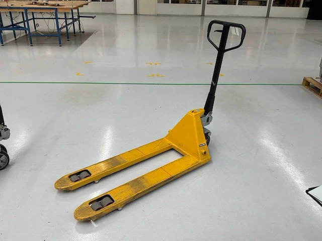Intramat hand hydraulische palletwagen - afbeelding 1 van  2