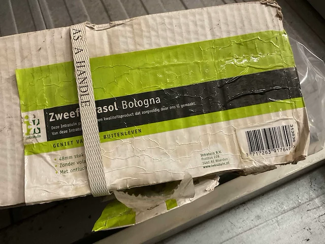 Intratuin bologna 300cm zweefparasol - afbeelding 2 van  2