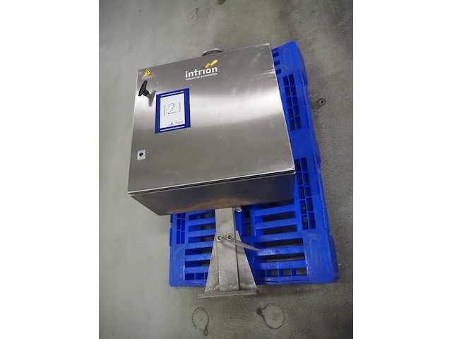 Intrion - afbeelding 1 van  7
