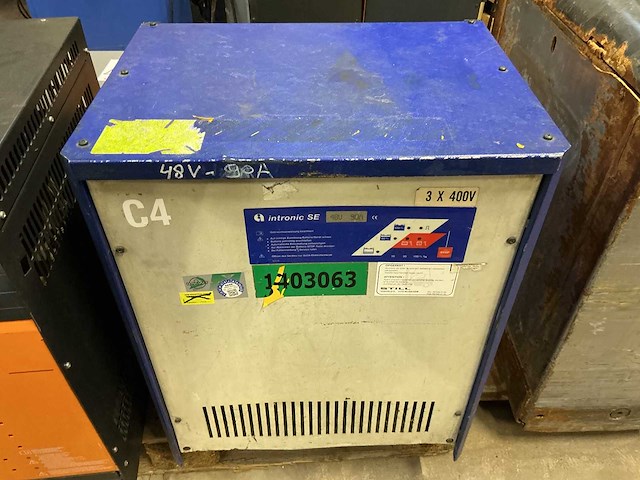 Intronic se - 48v 90a - battery chargers - afbeelding 1 van  2