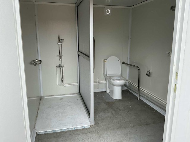 Invalide sanitairunit - afbeelding 2 van  24