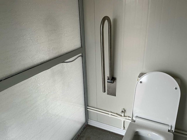 Invalide sanitairunit - afbeelding 6 van  24