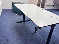 Inventaris examen- en kantoorinrichting - afbeelding 1 van  15