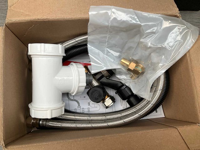 Inventum q line 40141020 keukenboiler close in q10 10 liter - afbeelding 4 van  4