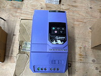 Invertek 5.5 kw frequentieregelaar - afbeelding 2 van  3