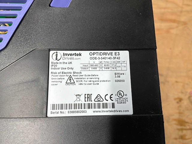 Invertek 5.5 kw frequentieregelaar - afbeelding 3 van  3