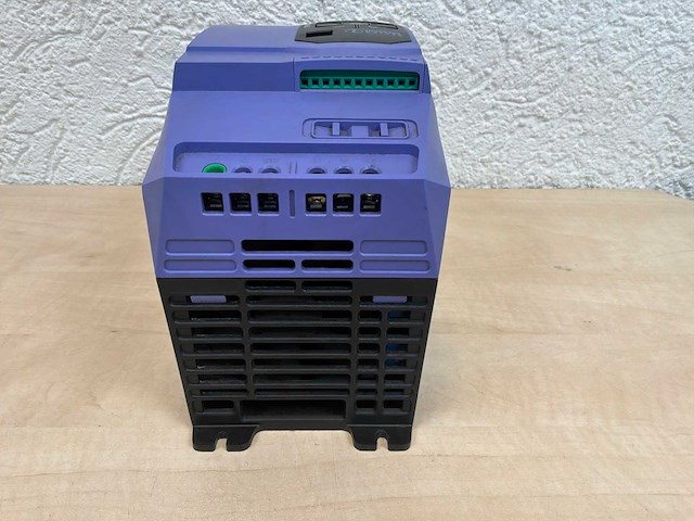 Invertek optidrive e2 frequentieregelaar - afbeelding 2 van  3