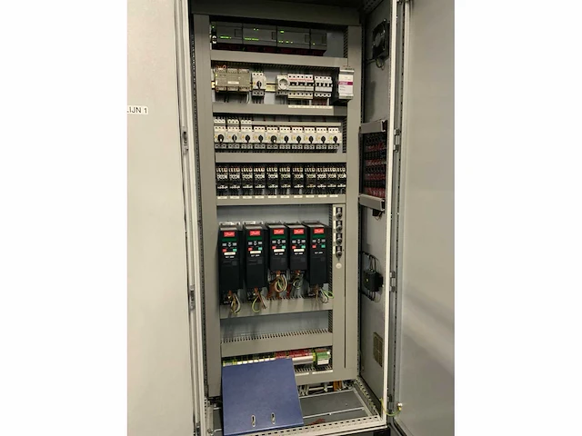 Inverter - circa 1600x450x2300 - afbeelding 12 van  26