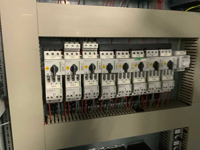 Inverter - circa 1600x450x2300 - afbeelding 4 van  12