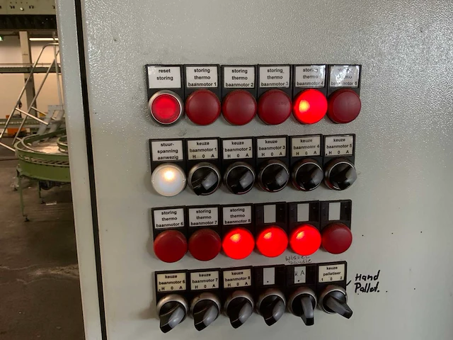 Inverter - circa 1600x450x2300 - afbeelding 19 van  26