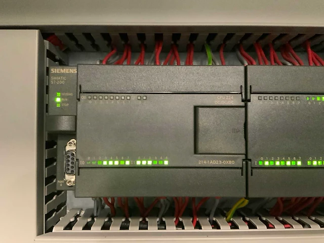 Inverter - circa 1600x450x2300 - afbeelding 20 van  26
