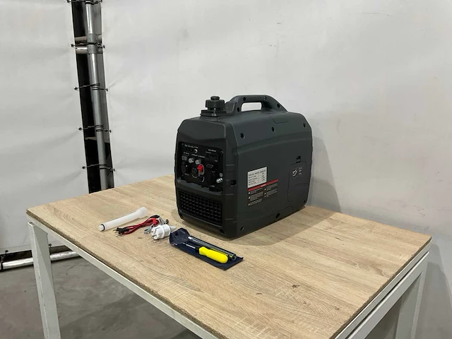 Inverter generator - draagbare generator 2,5 kw - afbeelding 10 van  12