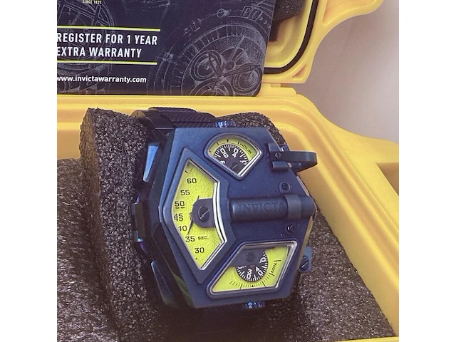 Invicta akula 39936 herenhorloge - afbeelding 1 van  17