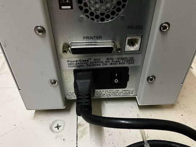 Invitrogen powerease 500 elektroforese voeding - afbeelding 7 van  7