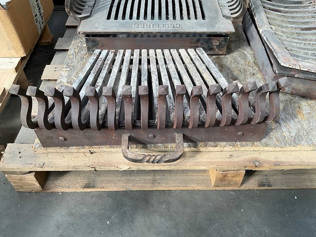 Inzetkorf voor houthaard - afbeelding 1 van  3