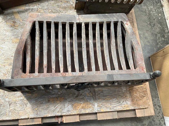 Inzetkorf voor houthaard - afbeelding 3 van  3