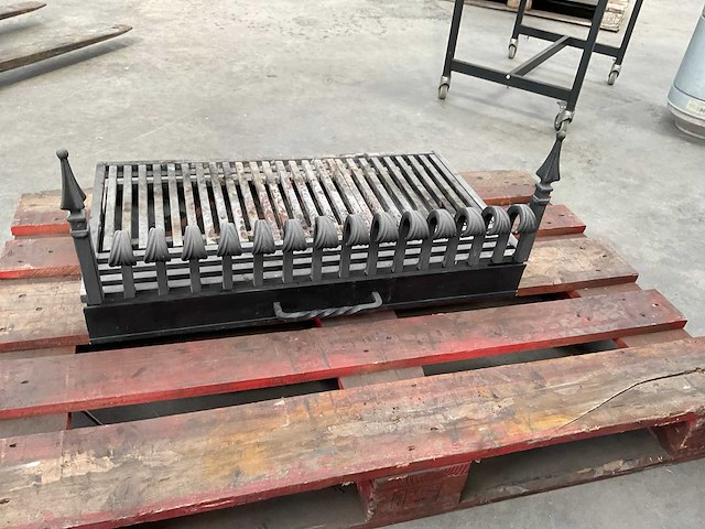 Inzetkorf voor houthaard - afbeelding 1 van  2