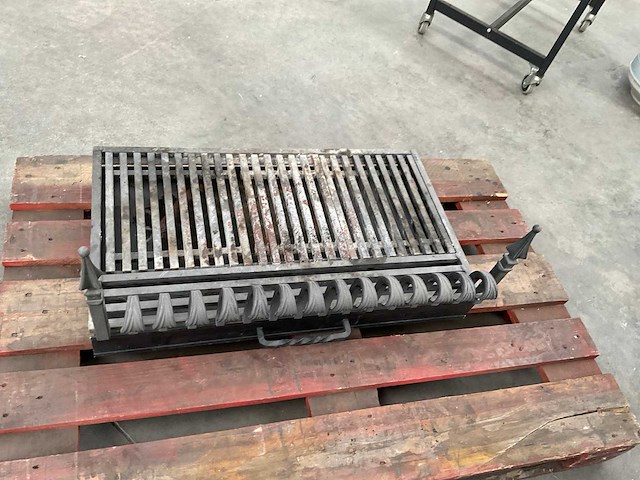 Inzetkorf voor houthaard - afbeelding 2 van  2