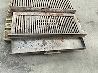 Inzetkorf voor houthaard - afbeelding 4 van  4