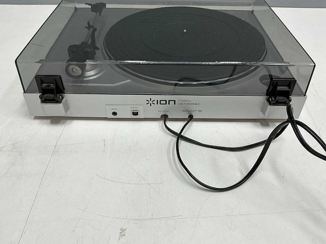 Ion - usb turntable - ttusb05xl - cd- & platenspeler - afbeelding 11 van  15