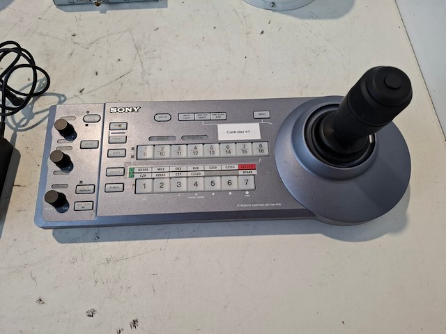 Ip-besturingspaneel, sony, rm-ip10, met 3x ptz camera, sony srg-300se - afbeelding 2 van  8