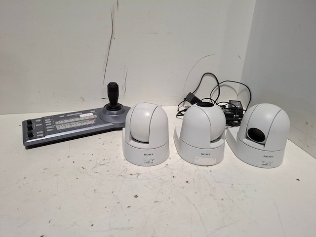 Ip-besturingspaneel, sony, rm-ip10, met 3x ptz camera, sony srg-300se - afbeelding 1 van  8