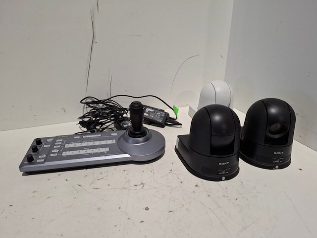 Ip-besturingspaneel, sony, rm-ip10, met 3x ptz camera, sony srg-300se - afbeelding 1 van  7