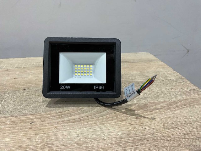 Ip66 - led breedstraler 20 watt (10x) - afbeelding 3 van  8