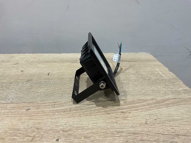 Ip66 - led breedstraler 20 watt (10x) - afbeelding 5 van  8