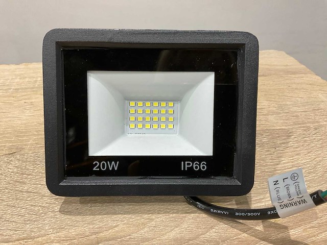 Ip66 - led breedstraler 20 watt (10x) - afbeelding 6 van  8