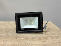 Ip66 - led breedstraler 30 watt (10x) - afbeelding 1 van  8