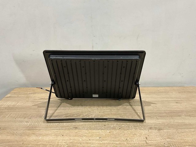 Ip66 - led breedstraler 400 watt (5x) - afbeelding 4 van  7