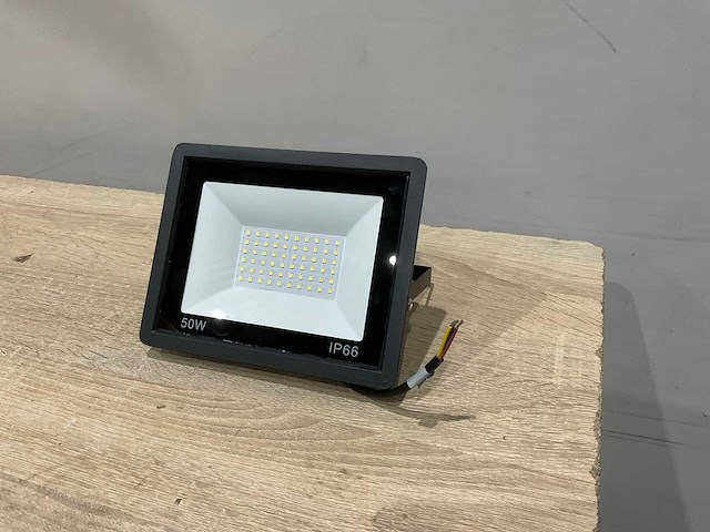 Ip66 - led breedstraler 50 watt (5x) - afbeelding 1 van  8