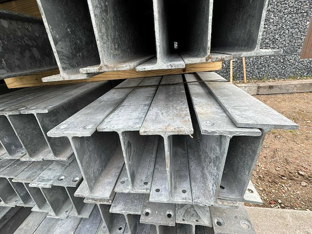 Ipe 180 stalen balk (60x) - afbeelding 3 van  7