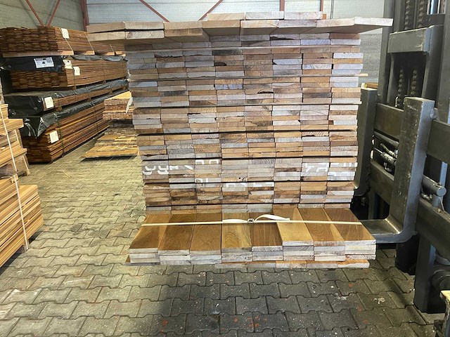 Ipé country grade planken geschaafd 650-1250x120x21mm (205x) - afbeelding 2 van  3