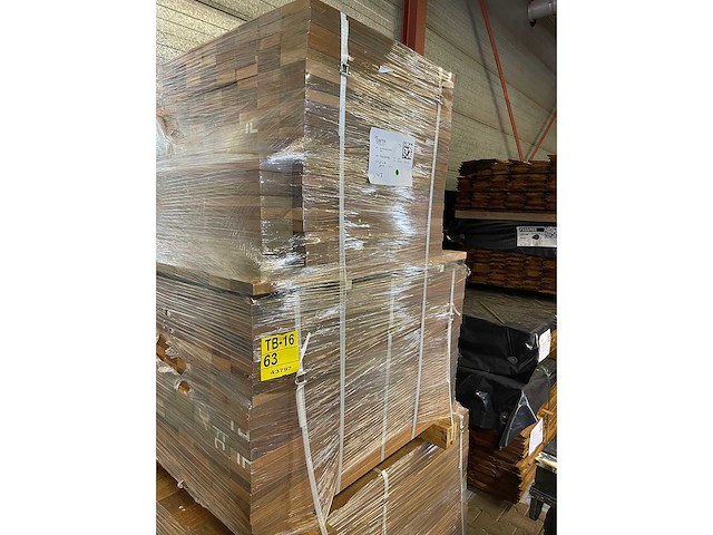 Ipé country grade planken geschaafd 650-950x120x21mm (432x) - afbeelding 1 van  3