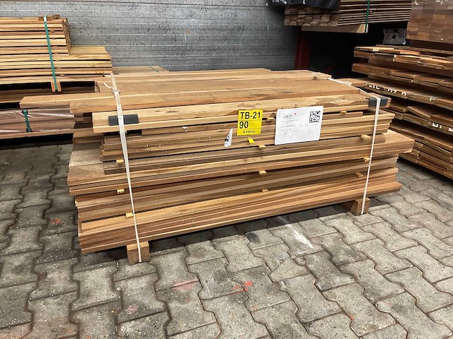Ipé country grade planken geschaafd 950-1550x120x21mm (160x) - afbeelding 2 van  3